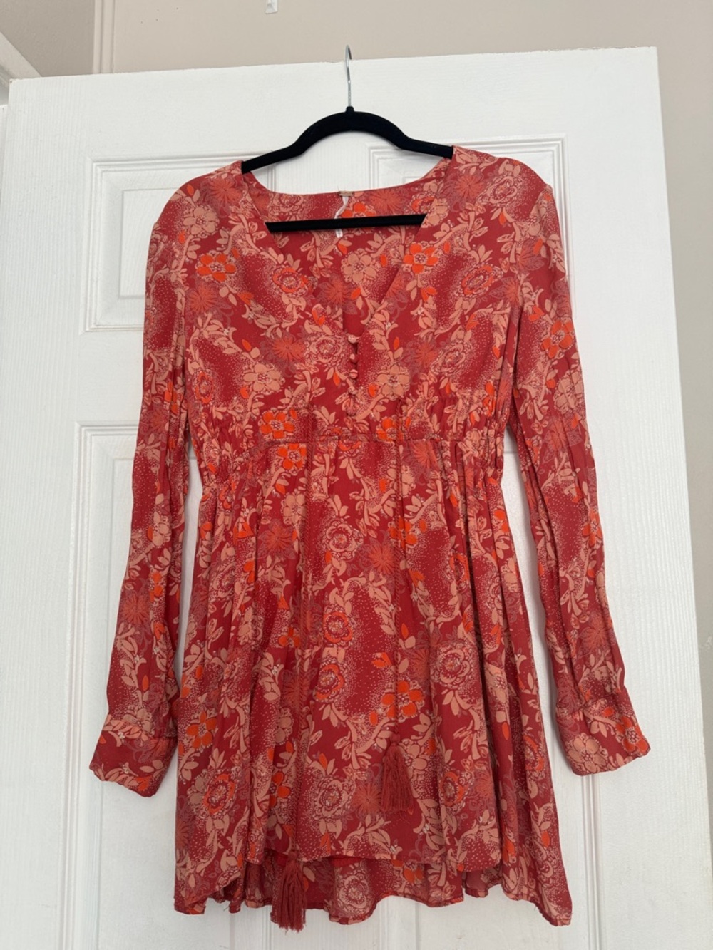 Free People Floral Long Sleeve V-Neck Dress in Coral and Beige